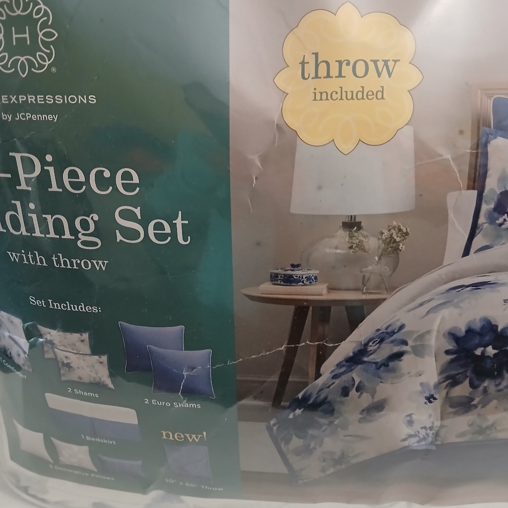 HOME EXPRESSIONS 10 PIECE BEDDING - Picture 15 of 16